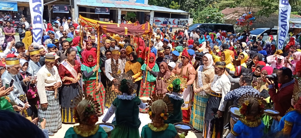 Tudang Ade’ dan Festival Kuliner Berbahan Sagu, Hanya 4 Kades 1 Lurah Yang Hadir, Gerutu Camat Sabbang
