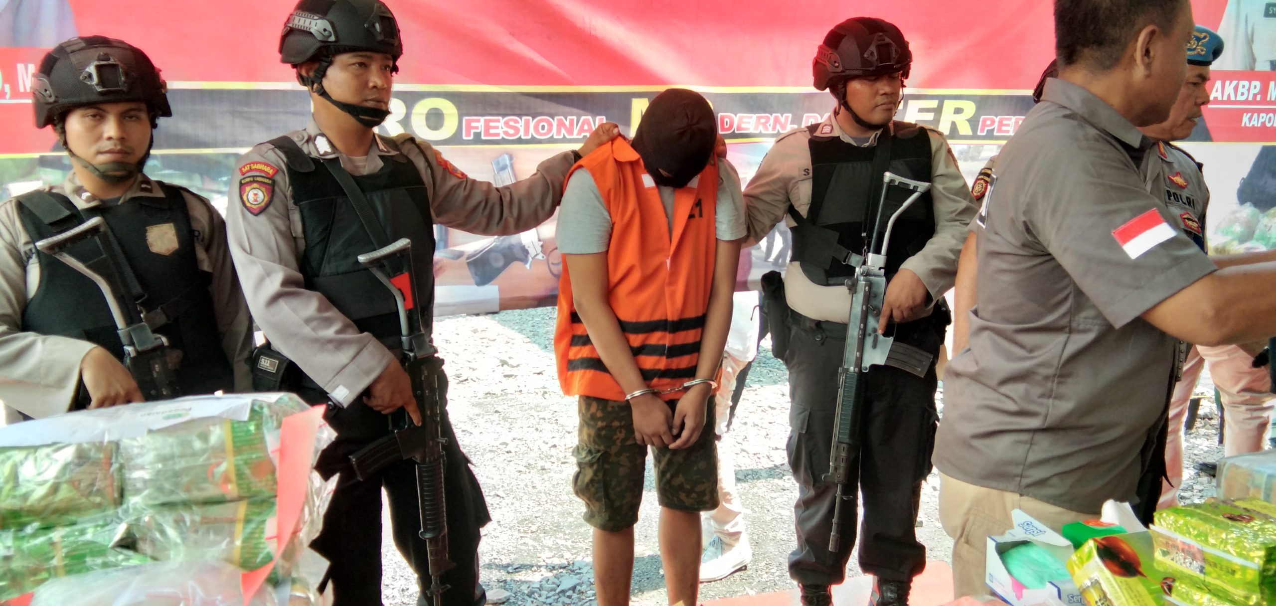 Satresnarkoba Lamsel Sita Sabu Seberat 10 Kg Dan 6.030 Butir Exstacy Dari Tangan Tersangka