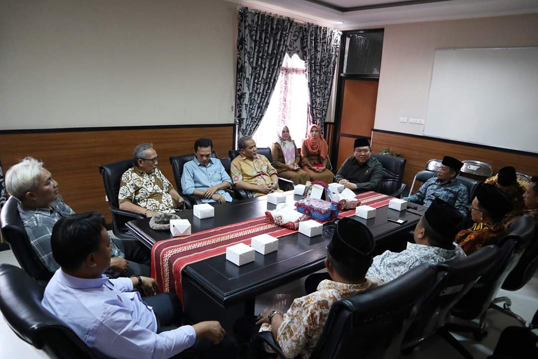 Wakil Ketua Sementara DPRD Lamsel Terima Kunker DPRD Kota Tasikmalaya