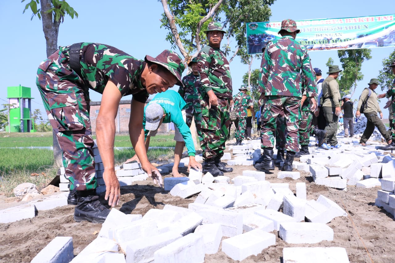 Jelang Peringatan HUT TNI Ke 74, Kodim 0803/Madiun Gelar Karya Bakti