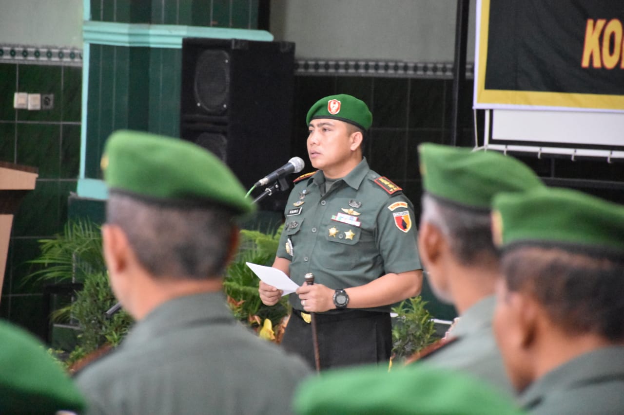 Dandim Pimpin Korps Raport Kenaikan Pangkat Prajurit Kodim Madiun