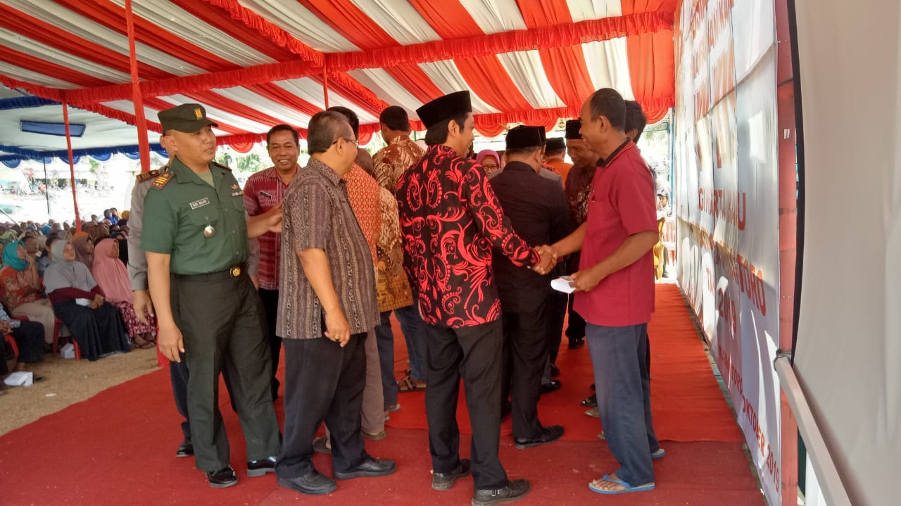 Pembagian Dan Soisialisasi Pemanfaatan Kartu JKN KIS Dihadiri Forkopincam Pracimantoro