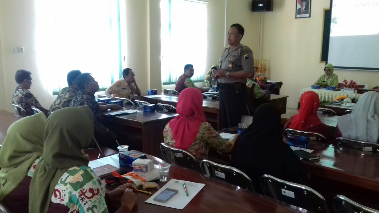 Kapolsek Ngawen Polres Blora Sosialisasi New Smile Police Jogo Wargo Jogo Negoro