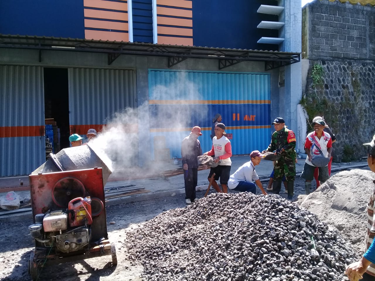 Babinsa Nadi Selalu Siap Setiap Saat Bantu Warganya