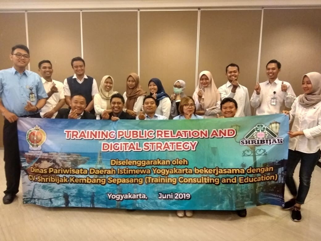 SHRIBIJAK Mengadakan Pelatihan Public Relation & Digital Strategy Bersama Dinas Pariwisata Daerah Istimewa Yogyakarta