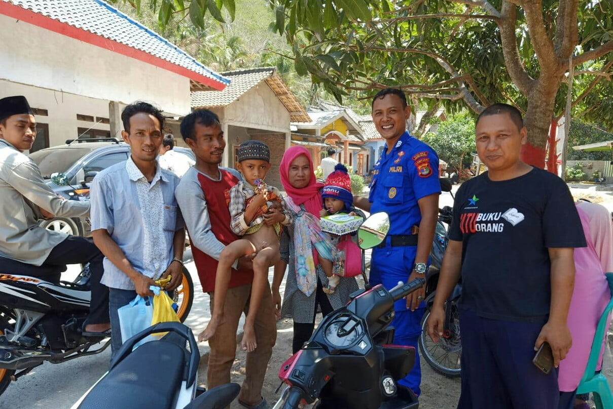 Team Ion Banten Bersama Komunitas Literasi Lampung Gelar Sunatan Masal