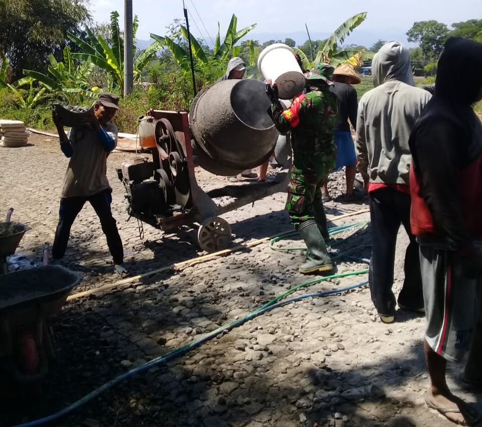 Babinsa Nadi Aktif Bantu Masyarakat