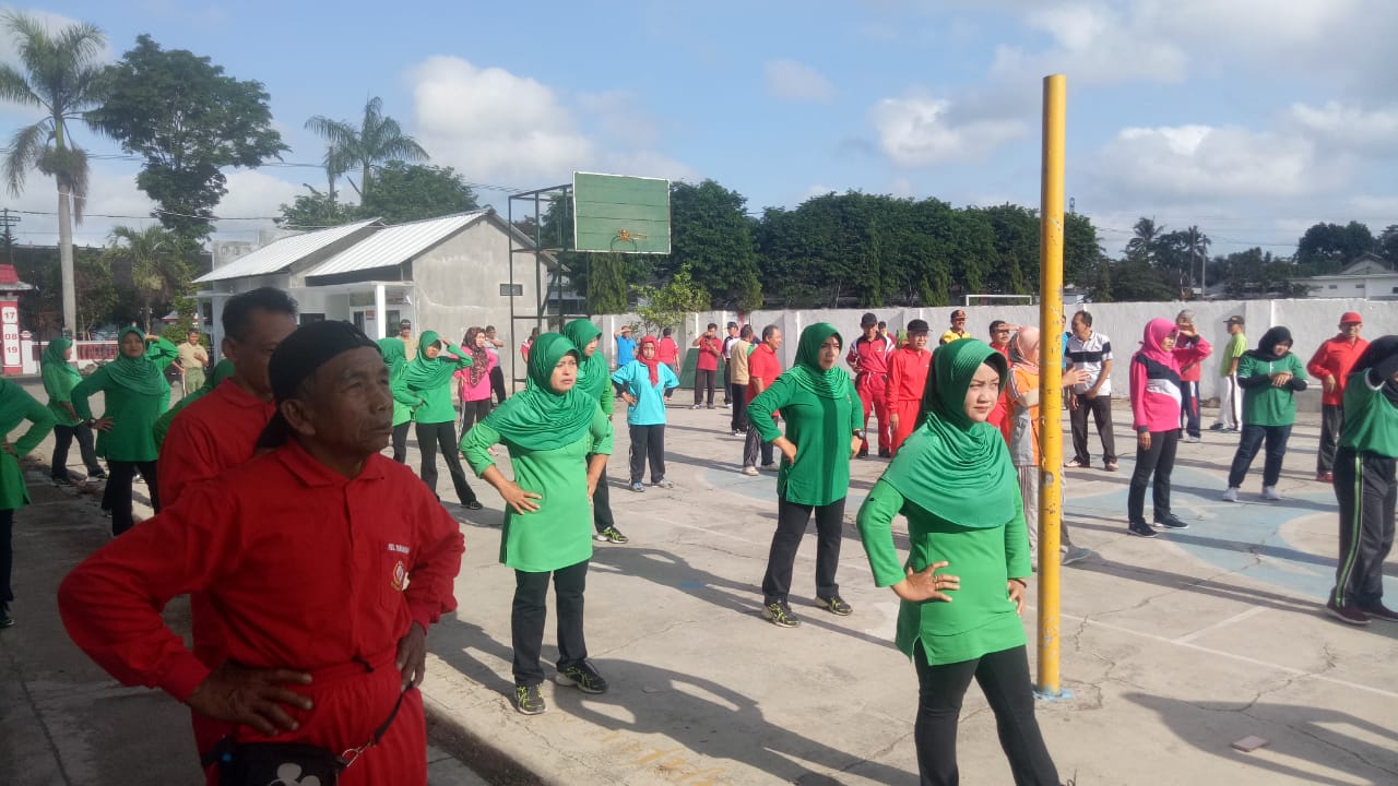 Anggota Koramil Garum, Senam Tera Bersama Tiga Pilar