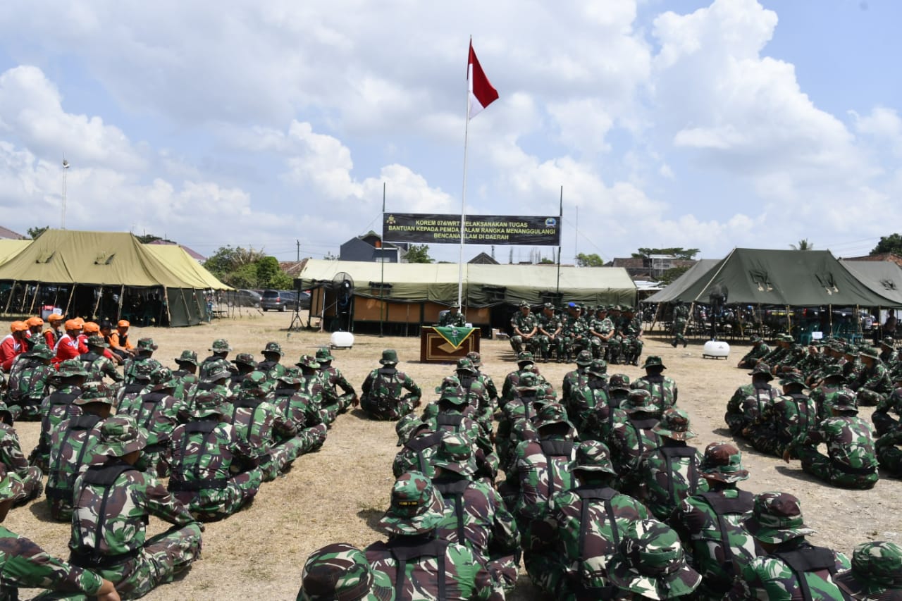 Kasiops Rem 074/Warastratama Tutup Latihan Penanggulangan Bencana