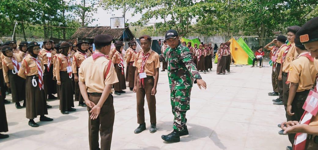 Ratusan Siswa Pramuka SMPN I Pracimantoro Di Gembleng TNI, Ini Tujuannya