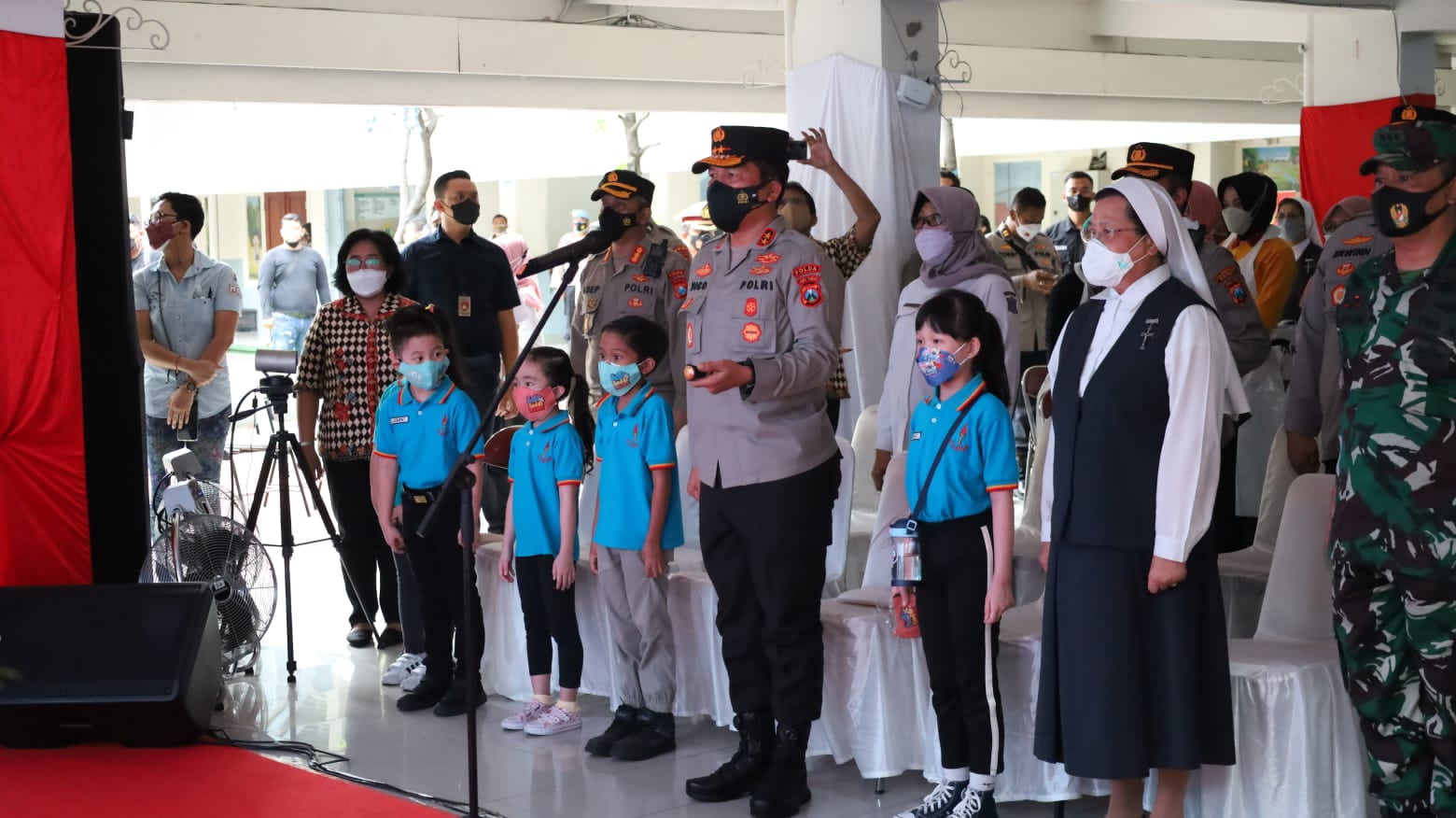 Kapolda Jatim Tinjau Vaksinasi Merdeka Anak Usia 6-11 Tahun