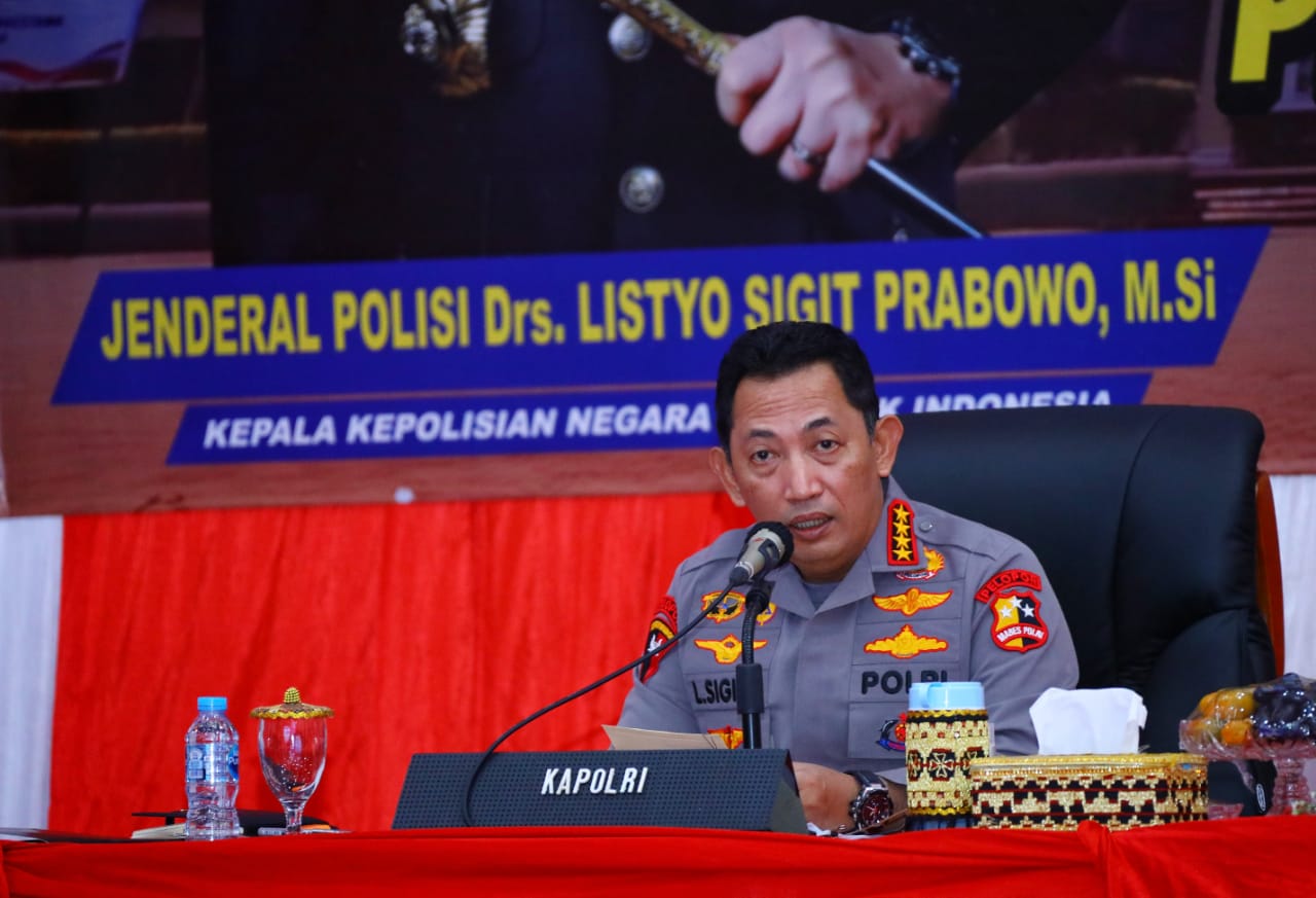 Kapolri Minta Jajaran Terjun ke Lapangan untuk Dengar Aspirasi Masyarakat