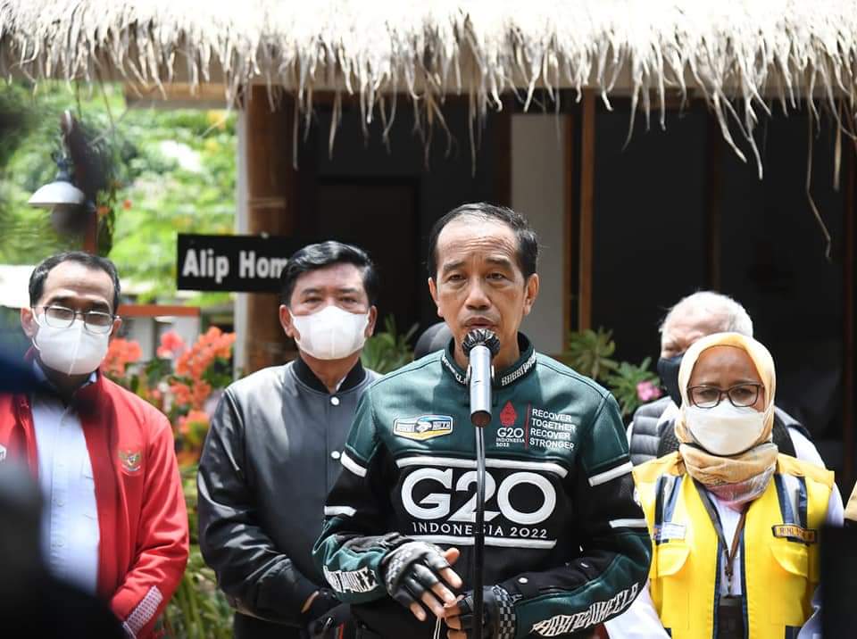 Smelter Freeport Dan Sirkuit Mandalika Bukti Pembangunan Era Presiden Jokowi