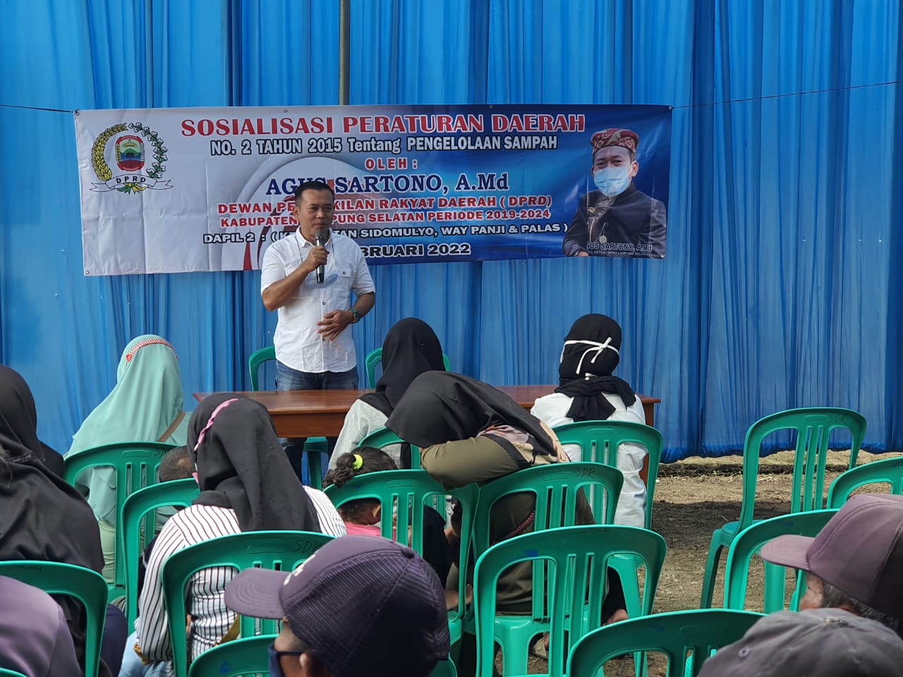 Wakil Ketua I DPRD Lamsel Sosialisasikan Perda No 2 Tahun 2015