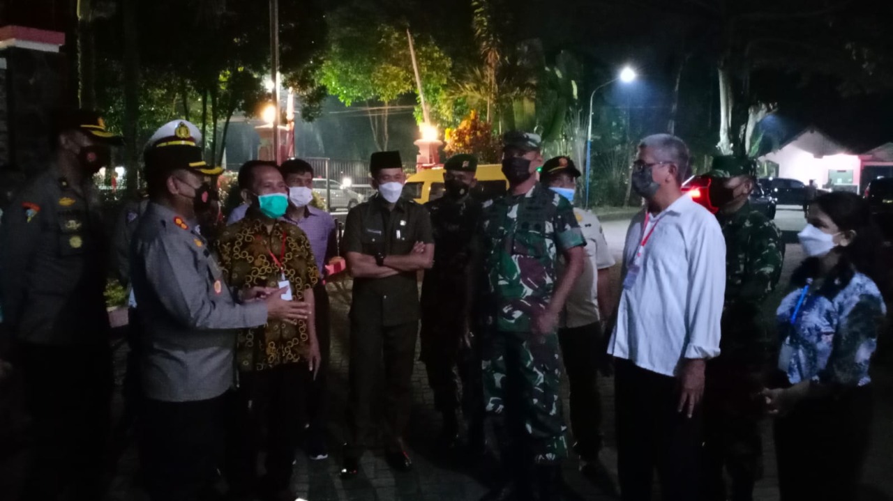 TNI-Polri dan Satpol PP Cek Keamanan Ibadah di Gereja