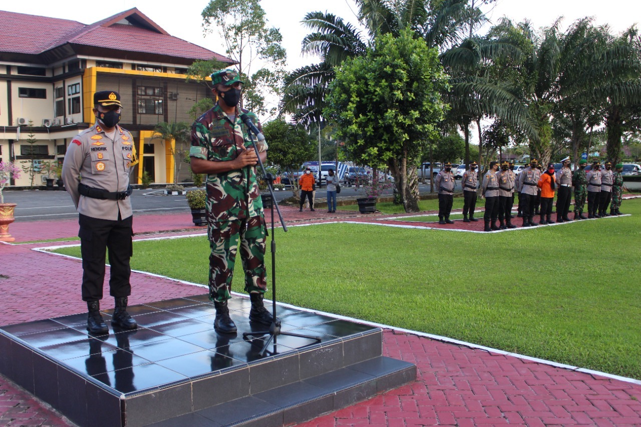 Dandim 0913/PPU dan Kapolres PPU Pimpin Apel Gabungan Pengamanan Malam Takbir dan Sholat Idul Fitri 1443 H