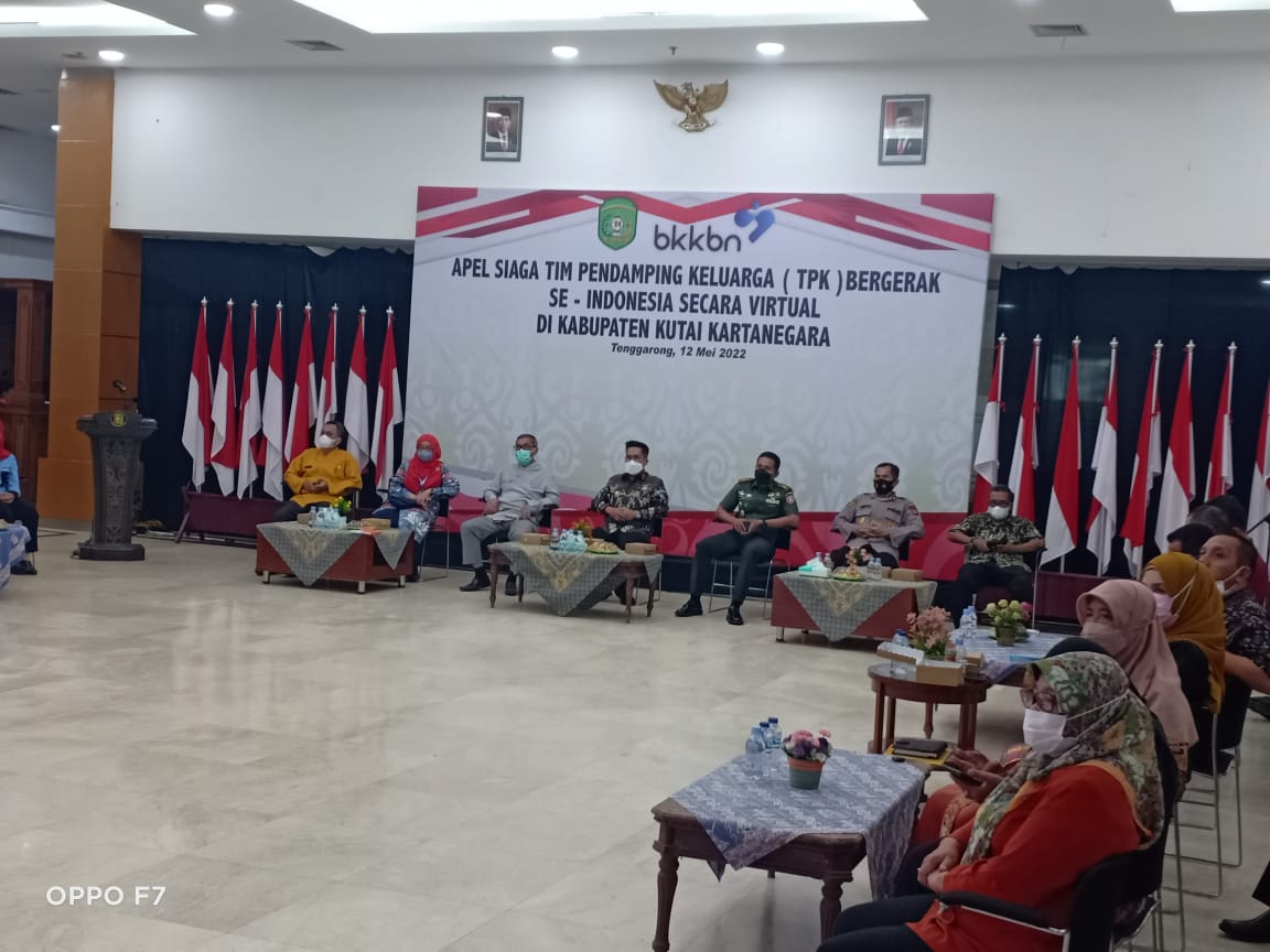 Dandim Kutai Kartanegara Hadiri Apel siaga Tim Pendamping Keluarga (TPK) Secara Virtual