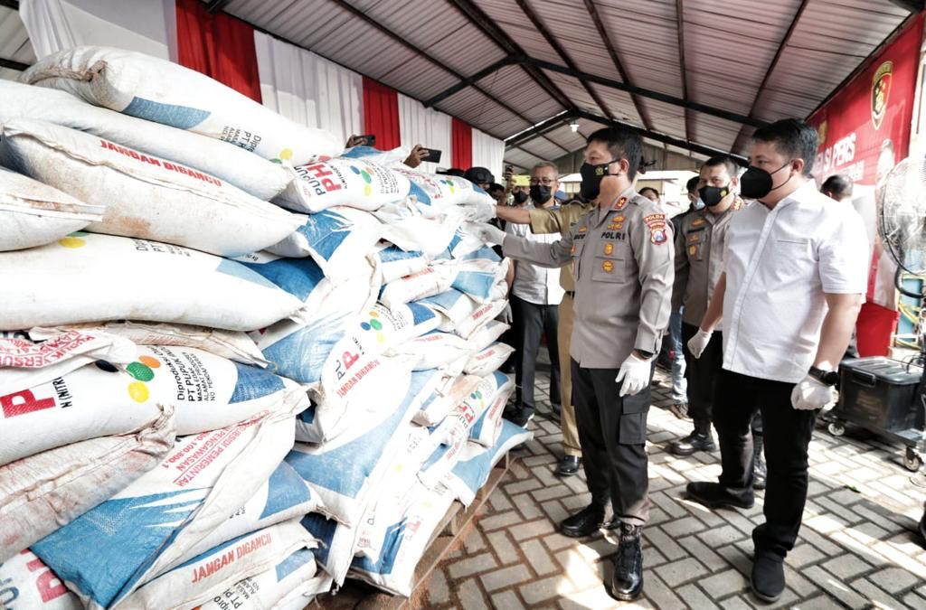 Kapolda Jatim Bela Sungkawa ke Korban Laka