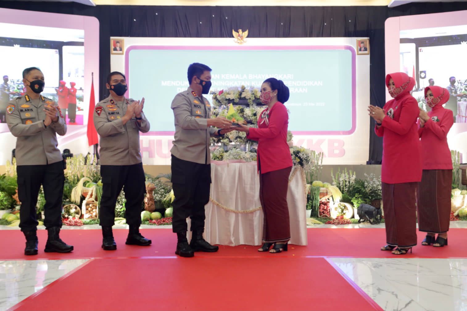 Kapolda Jatim Mengikuti Upacara Virtual HUT Ke-42