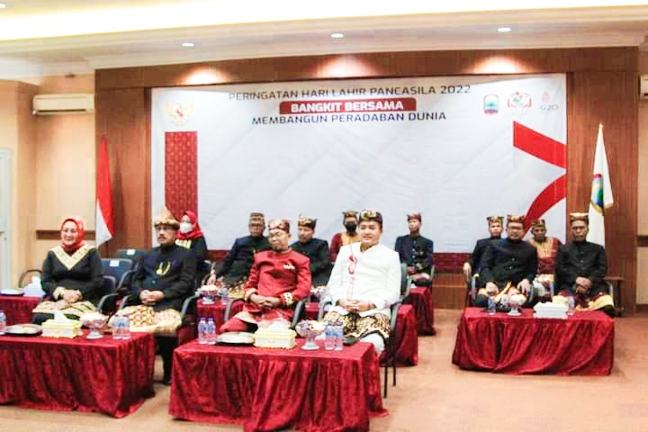 Secara Virtual Zoom Meeting Pemkab Lamsel Ikuti Upacara Hari Lahir Pancasila
