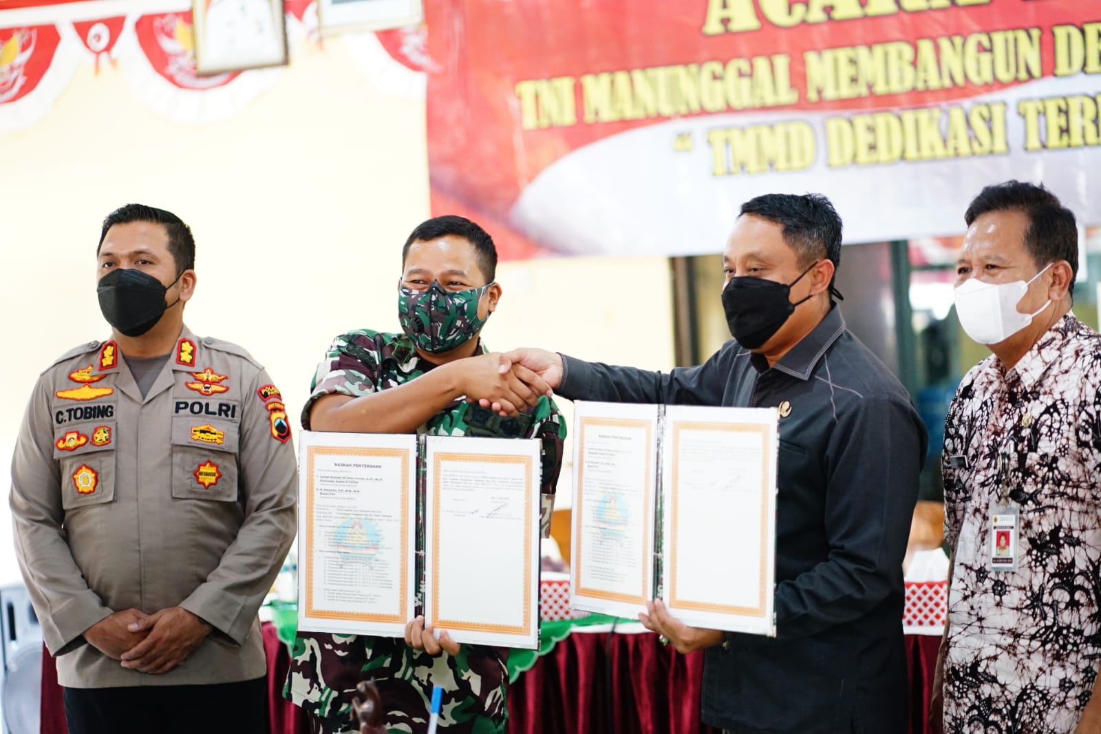 Program TMMD, TNI-Polri dan Pemda Pati Bersama Masyarakat Kompak Gotong Royong