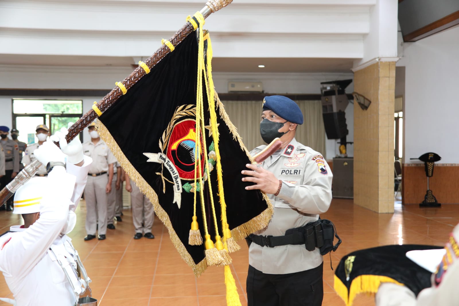 Polda Jateng Gelar Tradisi Pencucian Pataka “MANEKA TUNGGAL DHARMA”