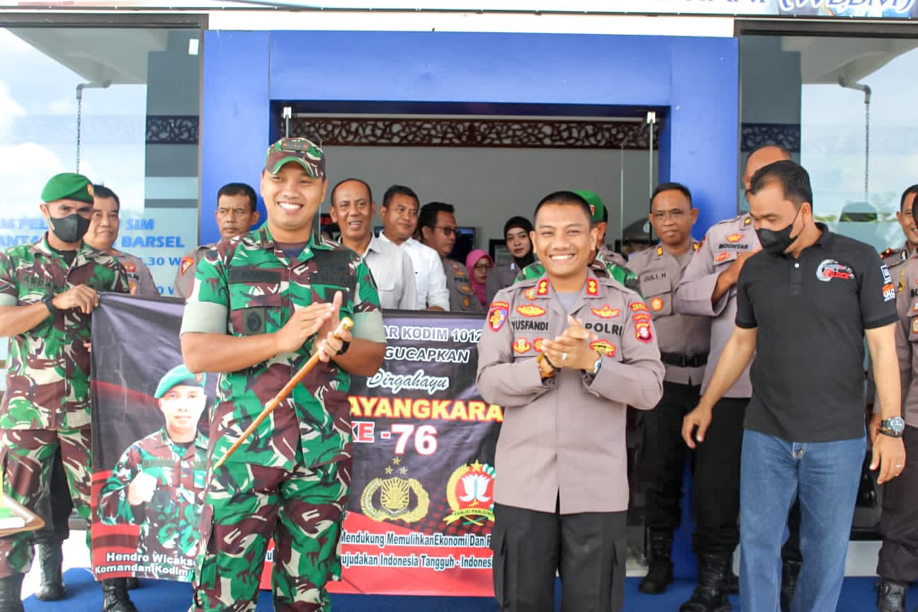 Kejutan di Hari Bhayangkara Ke-76, Dandim 1012/Buntok Anjangsana Ke Polres