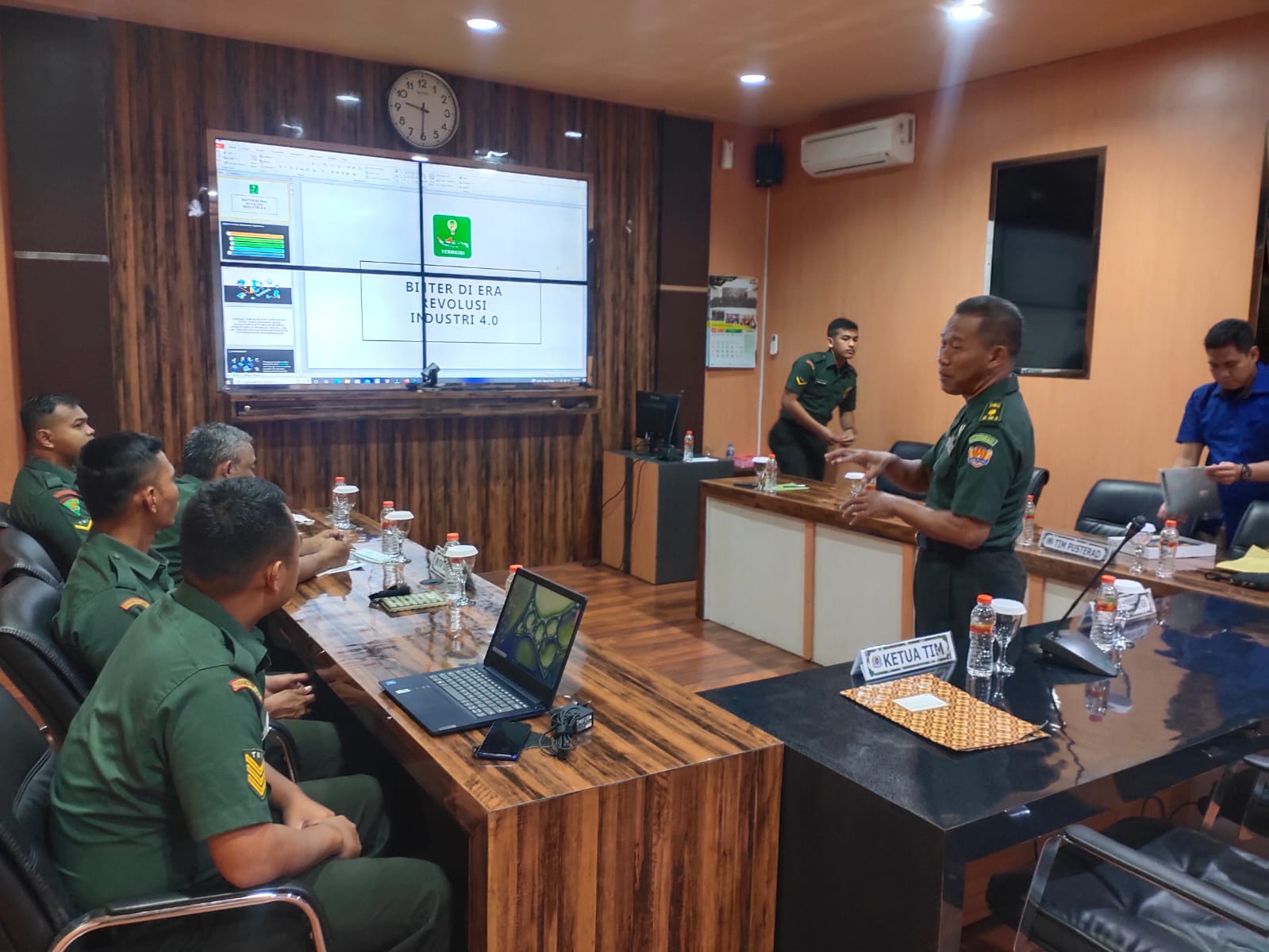 Litbang Tentang Uji Coba Aplikasi Hallo Babinsa Berbasis Android di Korem 091/ASN