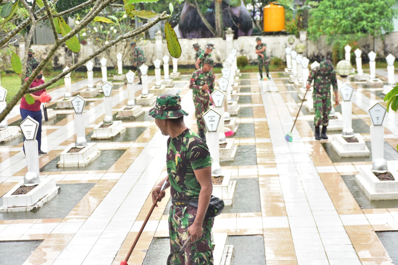 Rangkaian HUT Kodam VI/Mulawarman ke-64, Korem 091/ASN Gotong Royong Bersama Masyarakat
