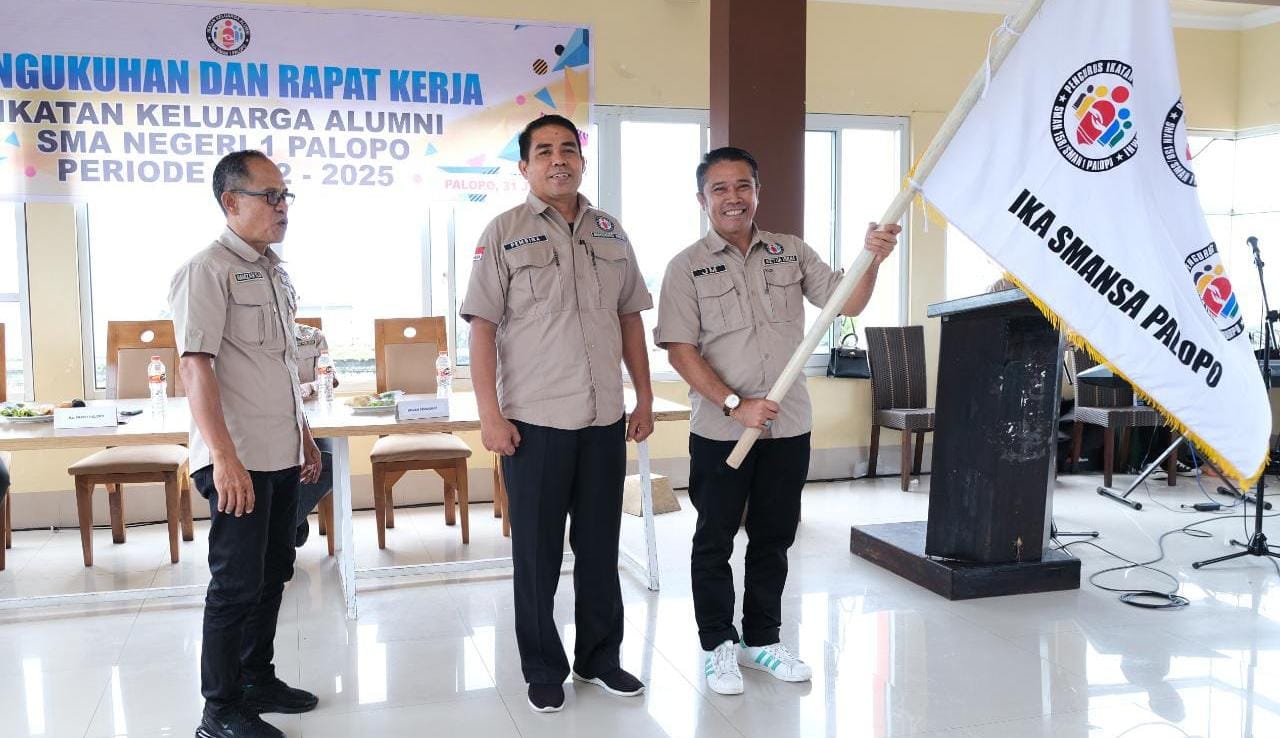 Resmi Dikukuhkan, Pengurus IKA Smansa Palopo Harap Alumni Bantu Tingkatkan Mutu Pendidikan