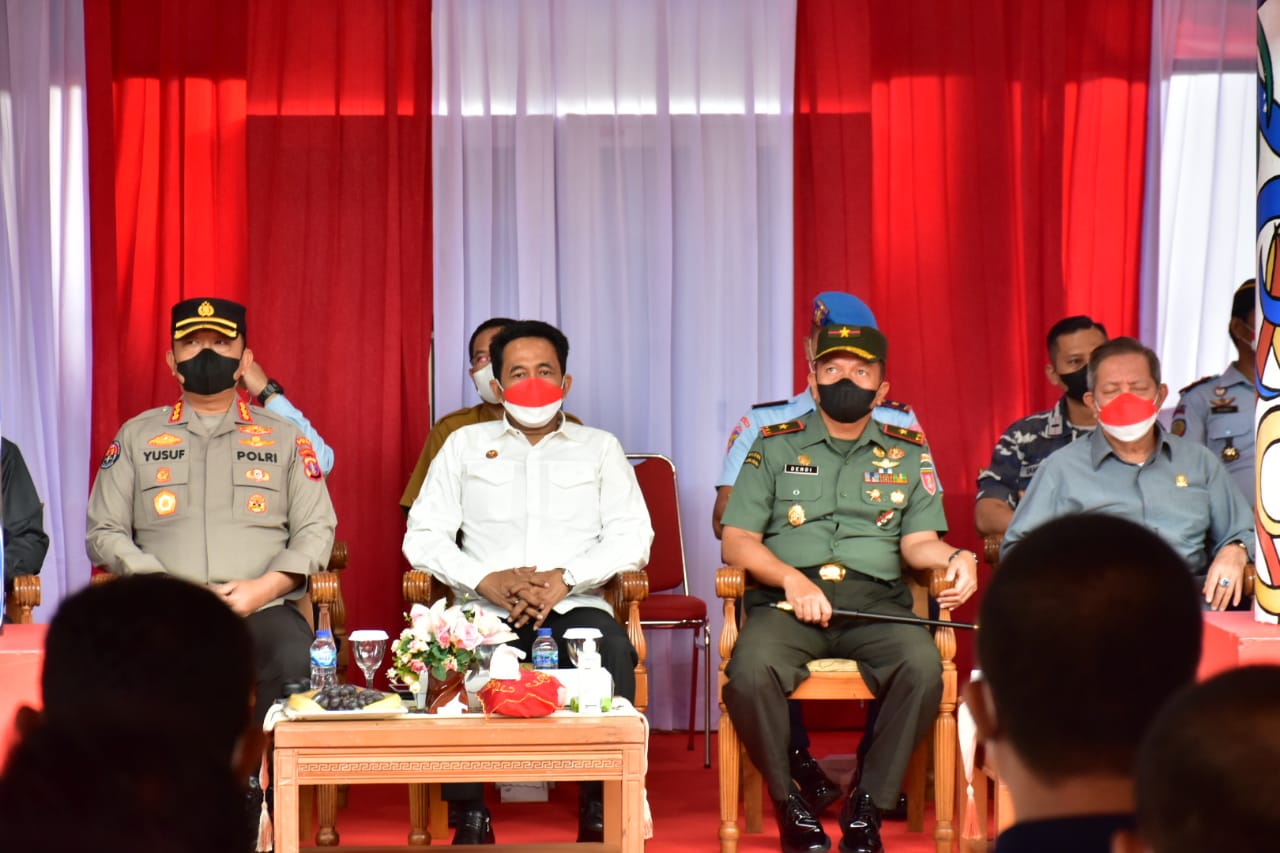 Danrem 091/ASN dan Gubernur Kaltim Kunjungi Lapas Peringatan HUT ke-77 Kemerdekaan RI Tahun 2022
