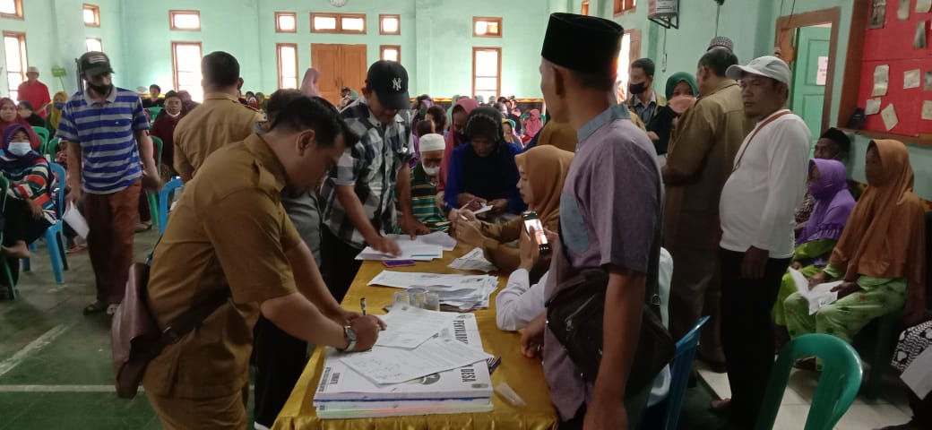 Desa Karang Anyar dan Rejomulyo Salurkan BLT DD Ta-2022 Bulan Juli-Agustus