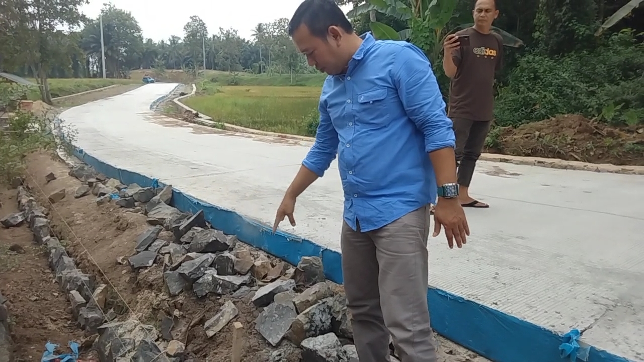 Wakil Ketua I DPRD Lamsel Minta Dinas PU-PR Lebih Ketat Dalam Pengawasan Pekerjaan