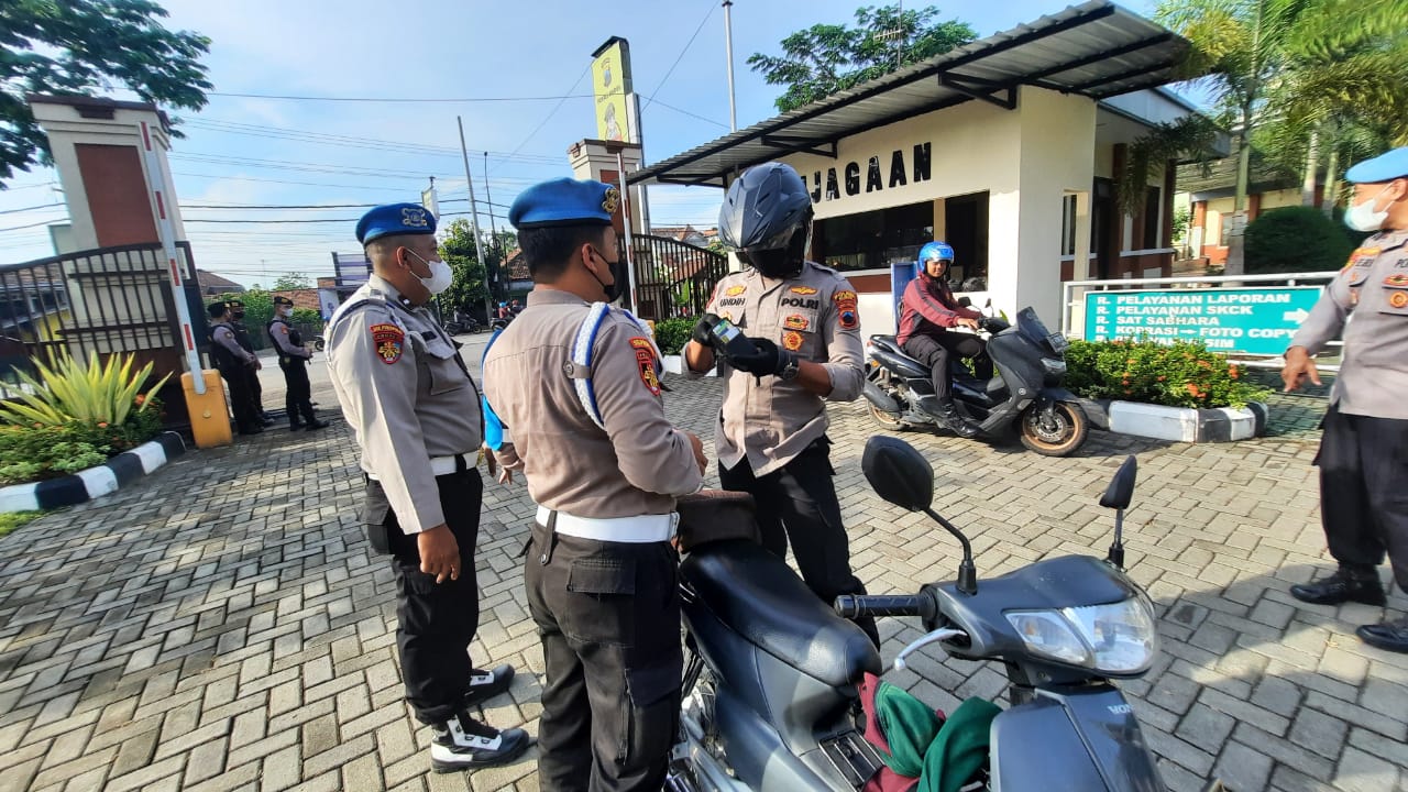 Propam Polres Kudus Cek Kedisiplinan Personil
