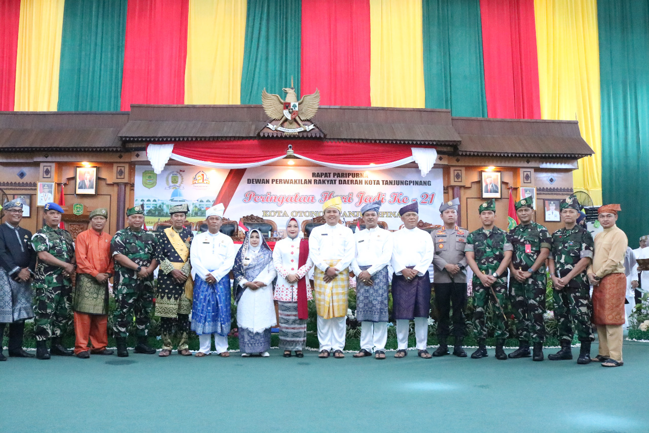 Rapat Paripurna Dalam Rangka Hari Jadi ke 21