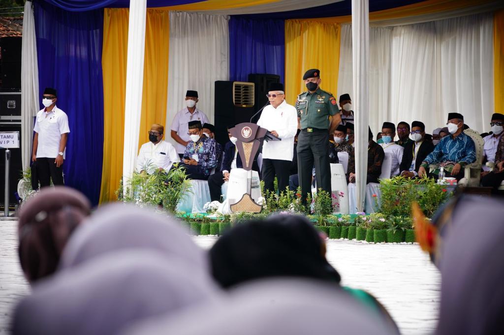Wapres Serukan Santri Wujudkan Indonesia Emas 2045