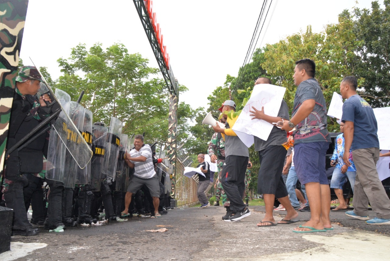 Lanud Iswahjudi Gelar Latihan Pertahanan Pangkalan dan Penanggulangan Huru-Hara