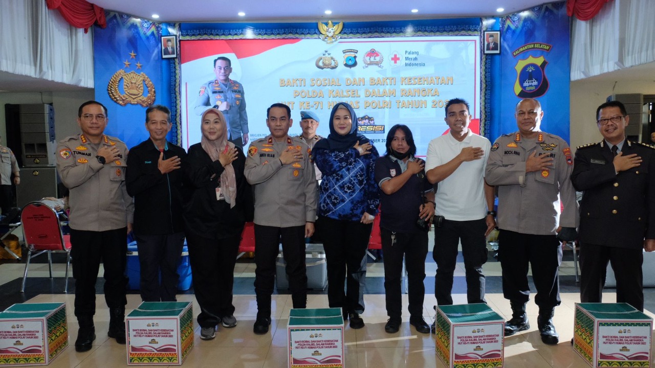 HUT Humas Polri Ke-71, Polda Kalsel Gelar Bakti Sosial