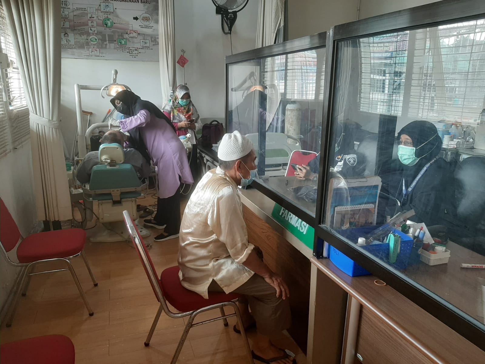 Lapas Kelas IIA Berikan Layanan Kesehatan Pada Warga Binaannya