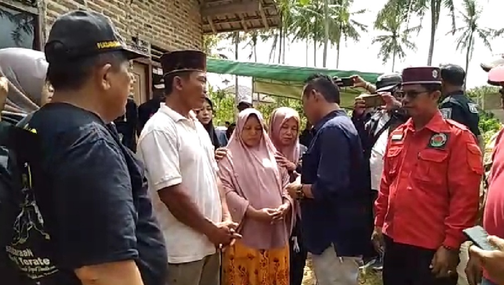 Pemdes Jatimulyo Salurkan Bantuan Perlengkapan Sekolah dan Tali Asih di Kecamatan Candipuro dan Sidomulyo