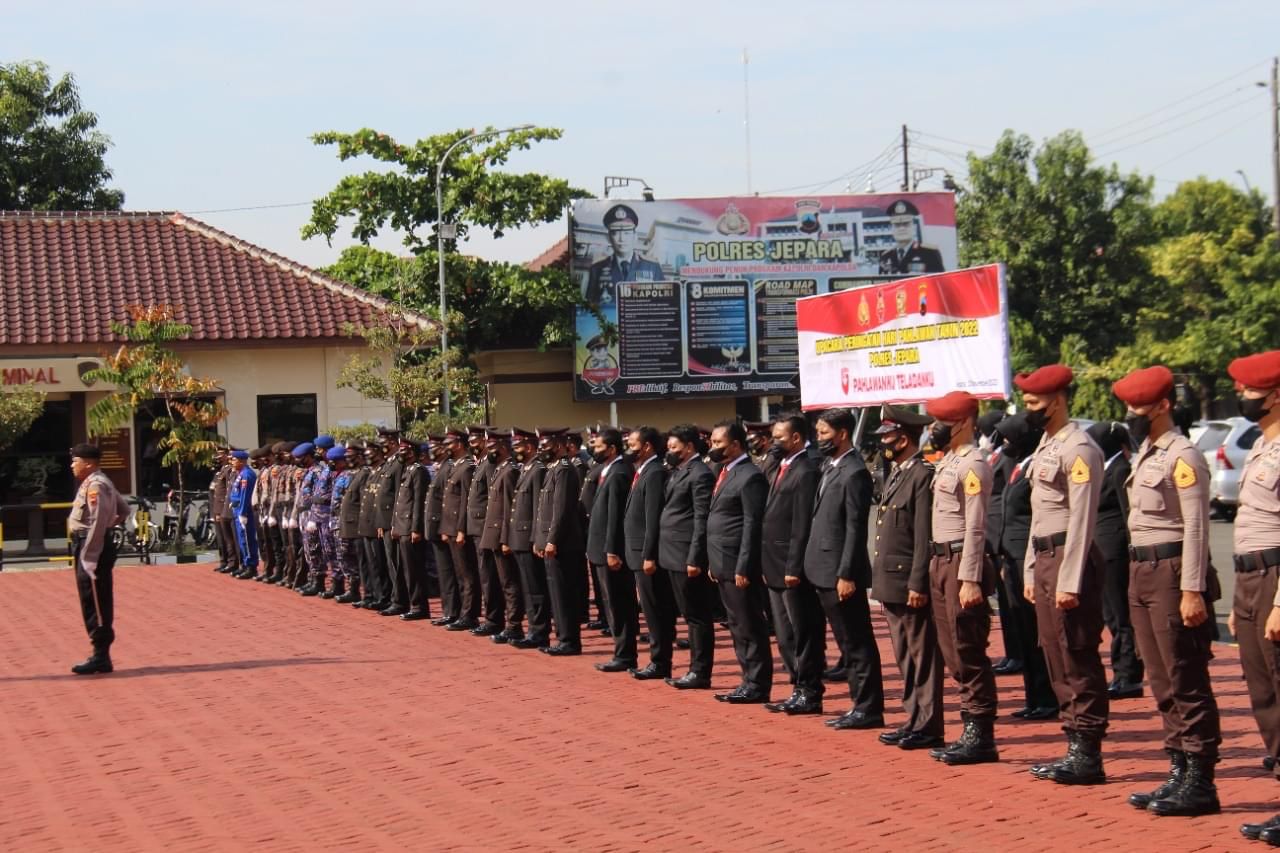 Hari Pahlawan, Polres Jepara Gelar Upacara Bendera
