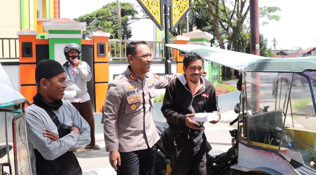 Ibadah Itu Berbagai Cara, Ini Dilakukan AKBP Eko Suroso