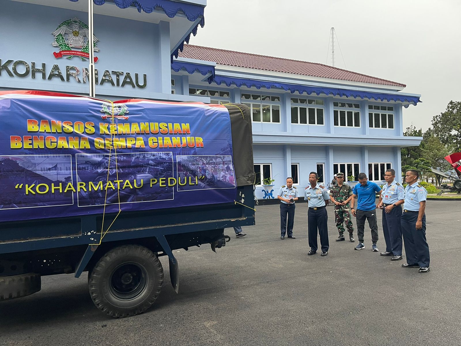 Kekuatan 5,6 SR, Eddy Supriyono Lepas Pemberangkatan Pendistribusian Bantuan Sembako