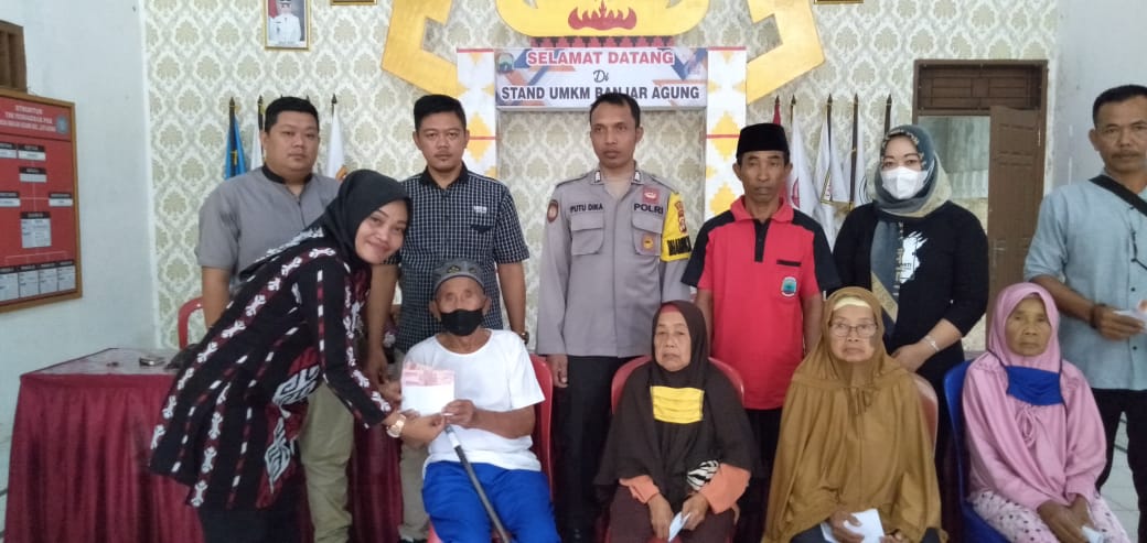 Pemdes Banjar Agung Salurkan BLT DD Tahap III Tahun 2022