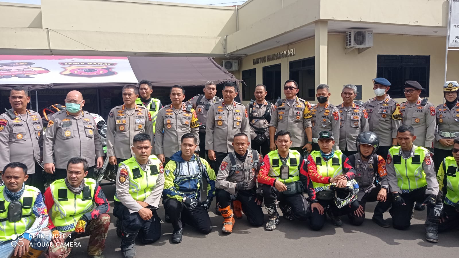 Distribusikan Bantuan Bagi Korban Gempa