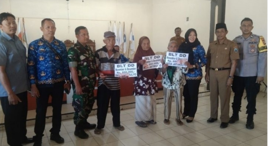 Pemdes Jatimulyo Gelontorkan BLT Dana Desa, Untuk 174 KPM
