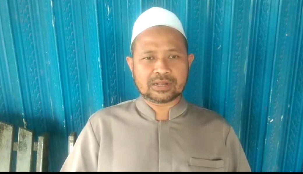 Pengasuh Ponpes Bahril Wahdah Darussalam Luruskan Terkait Penahan Surat Pindah Anak Didiknya.