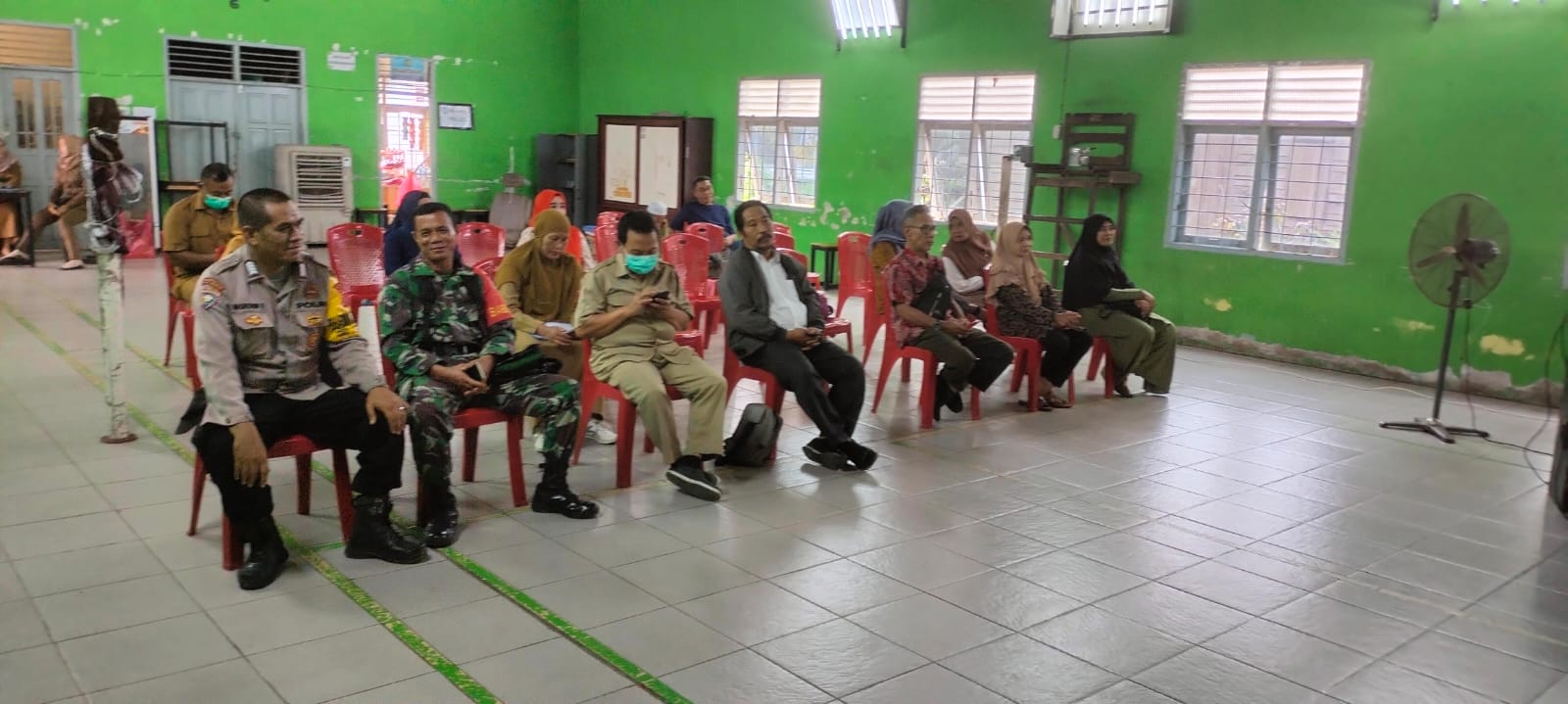 Sosialisasi Pembentukan Pos UKK, Babinsa Loa Duri Ulu Sebut Akses Pelayanan Kesehatan Kerja Yang Terjangkau