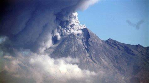 Misteri Gunung Merapi ” Mitos Angker”