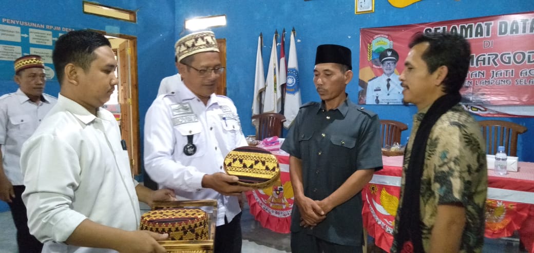 Desa Margodadi Jadi Tujuan Studi Tiru Pemerintah Kecamatan Syiah Utama Provinsi Aceh